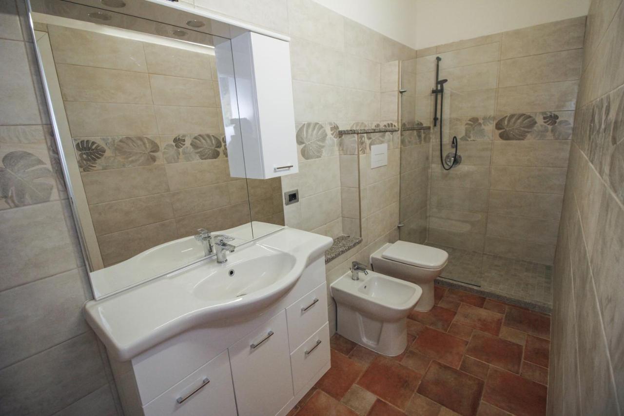 Il Lentischio Hotell Cala Sapone Exteriör bild