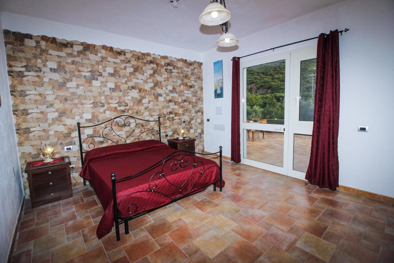 Il Lentischio Hotell Cala Sapone Exteriör bild