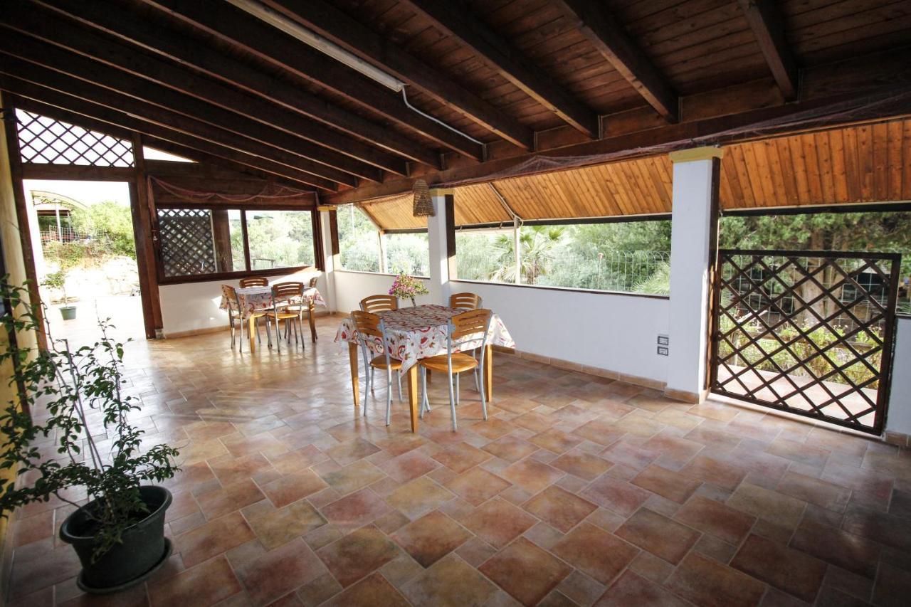 Il Lentischio Hotell Cala Sapone Exteriör bild