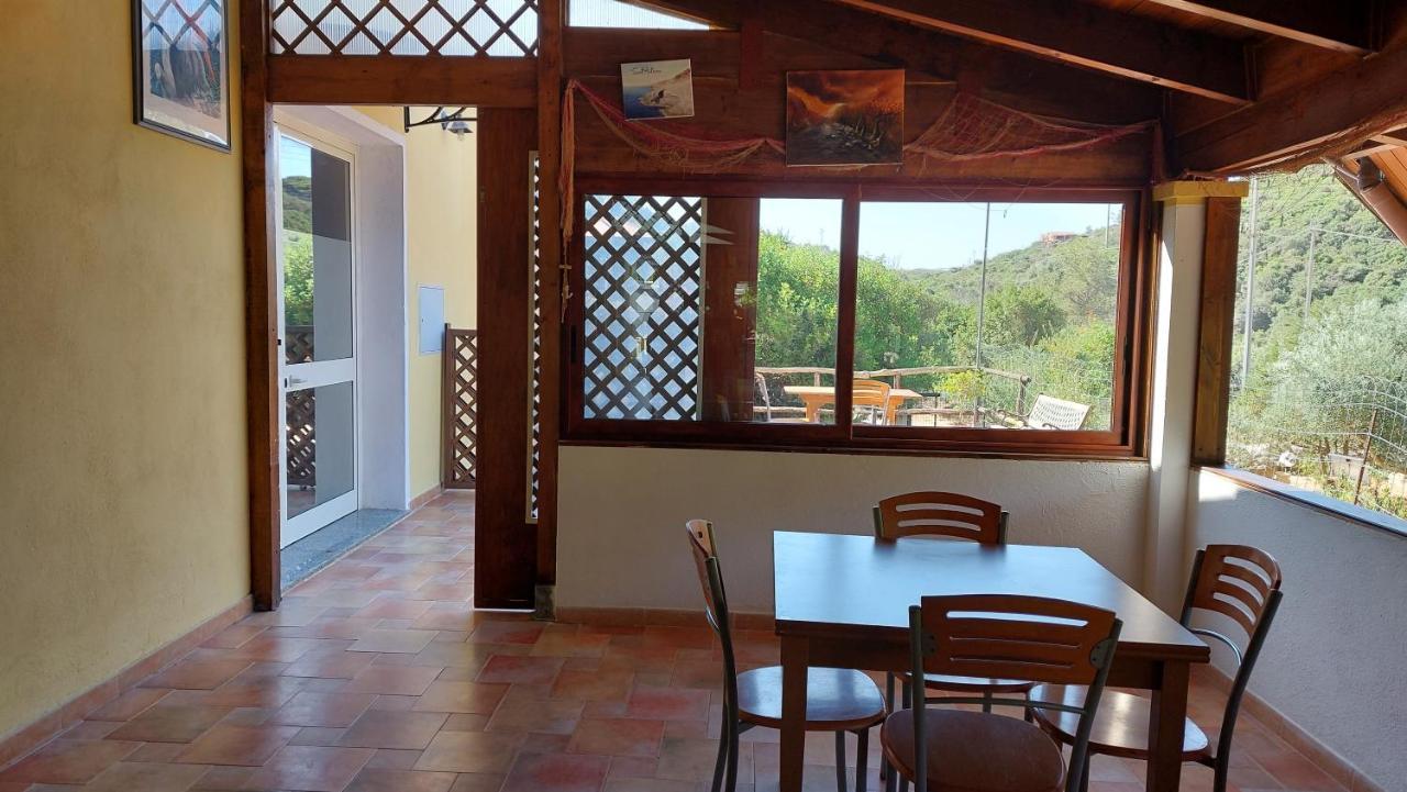 Il Lentischio Hotell Cala Sapone Exteriör bild